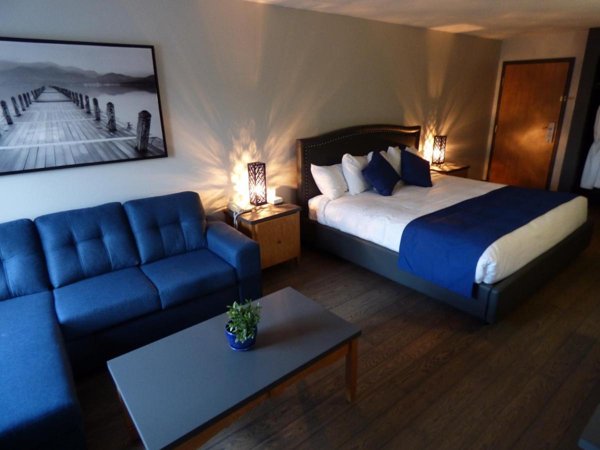 Chateau Logue Hotel Maniwaki Εξωτερικό φωτογραφία