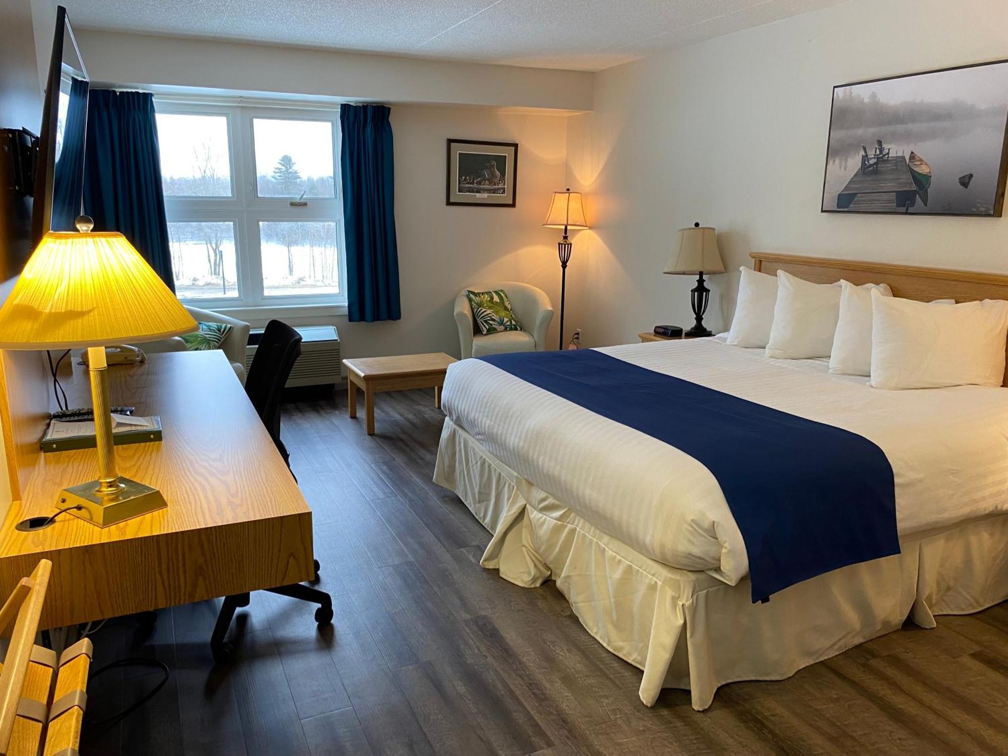 Chateau Logue Hotel Maniwaki Εξωτερικό φωτογραφία